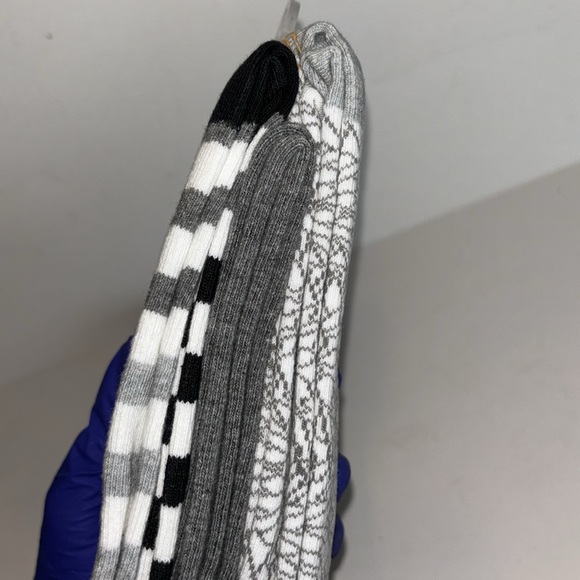 Sock bundle A New Day brand Cotton blend crew. Beautiful prints so 4-10 … - Picture 8 of 8